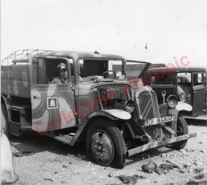 Citroën U 23  (ailes plates)