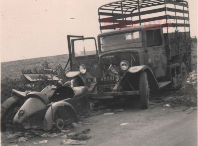 Citroën U 23  (ailes plates)